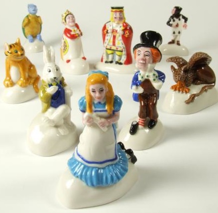 http://www.crazy4me.com/wp-content/uploads/2010/03/Alice-In-Wonderland-Wade-Whimsies.jpg